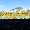 Decoración de Coche para el Año Nuevo del Caballo 2026: Caballito que Atrae Riqueza Giratorio Girasol Adorno para Tablero de Coche