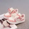Zapatos casuales para niñas y niños, zapatillas deportivas, zapatos deportivos bajos antideslizantes, zapatos transpirables de suela blanda para primavera y otoño para estudiantes