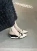 Primeiro Encontro com as Mules Retrô de Bico Fino Estilo Francês para Mulheres, Adequadas para Uso Externo, Slip-Ons de Bico Fino Primavera/Verão 2025