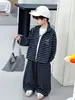 Conjunto deportivo de dos piezas a rayas para niños de primavera y otoño, conjunto de cárdigan coreano de moda para niños, ropa para bebés para exportación