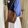 Bolso Estilo Perezoso Estilo Coreano Otoño Temprano 2025 Nuevo Gran Capacidad Casual Gamuza Mate Versátil Bolso de Hombro Tipo Cubo