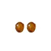 Pendientes geométricos de resina con incrustaciones de aguja plateada estilo retro de Hong Kong, pendientes de temperamento de alta gama, joyería simple para otoño e invierno, mujer