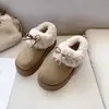 Botas de nieve para mujer, forradas de polar, engrosadas, cálidas, fáciles de poner, para otoño e invierno, que aumentan la altura, a la moda y adecuadas para usar al aire libre, con un diseño peludo estilo Birkenstock