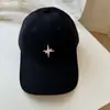 Gorra de Béisbol Suave con Bordado de Logo Pequeño Coreano para Hombres y Mujeres, Estilo Retro Japonés Versátil de Moda con Visera Ancha y Corona Profunda, Gorra para el Sol