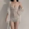 Estilo Europeo y Americano Lencería Sexy Talla Grande Traje Sexy de Tres Piezas con Falda de Tirantes de Encaje y Tul Camisón de Tirantes Qq