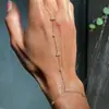 2025 Exportación Nuevo Pulsera Ajustable con Incrustaciones de Circonita Cúbica y Pedrería Moda Flor Joyería de Mano para Dama