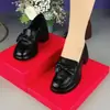 Zapatos de cuero con moño populares para mujer, nuevos mocasines versátiles sin cordones de suela gruesa para otoño 2026 para mujer