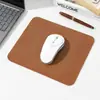 Tapete de rato de couro resistente à sujeira antiderrapante para laptop Tapete de mesa de escritório Mouse simples Almofada de tamanho pequeno para jogos de meninos e meninas