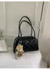 Bolsa Pequena Transfronteiriça Feminina 2026 Novo Estilo Moda Malha Diamante Versátil Bolsa Almofada Bolsa Boston Ombro Único Axila Francesa
