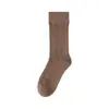 Calcetines de Mujer Estilo Pasarela Nueva Primavera/Verano 2026 con Diseño Hueco, Calcetines Transpirables de Media Pantorrilla, Versátiles y de Moda Estilo Miu