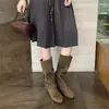 Botines de gamuza con hebilla estilo coreano para mujer, nueva colección de verano 2026, botas de media pantorrilla estilizadas y versátiles para uso en exteriores
