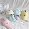 Gorra de Béisbol Bordada con Perro Dóberman de Dibujos Animados y Correa a Cuadros con Lazo Estilo Coreano para Mujer, Gorra de Sol para Primavera y Verano que Hace que la Cara Parezca Más Pequeña