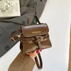 Bolsa de Mão Vintage de Nicho para Mulheres, Nova Bolsa Quadrada Pequena Estilosa para o Inverno de 2025 com Alto Valor Estético, Bolsa Transversal Texturizada