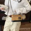 Bolso Pequeño Cuadrado Acolchado de Diamantes Retro a la Moda 2026 Nuevo para Mujer Otoño/Invierno Bolso de Cadena de Mano Cruzado para Hombro de Gama Alta