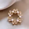Broche novo estilo feminino senso de alta qualidade nicho broche atacado pino de alta qualidade temperamento fixo roupas terno joia pérola