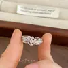 Anillo Minimalista Retro de Alta Gama Flor de Iris Cruzada, Moda de Lujo Ligero de Nicho, Anillo Dulce Fresco de Estilo Minimalista