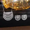 Set de Collar y Pendientes de Zirconia Estilo Lujo Ligero para Mujer Estilo Europeo y Americano Cadena para Clavícula Brillante de Alta Gama Moda Joyería para Novia Boda