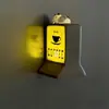 711 Caja de Luz Magnética para Tienda de Conveniencia Imán para Refrigerador Tablero de Exhibición Creativo Familia Rosen Mini Juguetes Adornos
