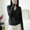 Outono 2026 Novo Tricô de Lã Feminino Cardigan de Gola V Suéter Casaco de Suéter Feminino Estilo Coreano Fabricante Atacado
