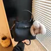 Bolso Cubo Retro Transfronterizo para Mujer 2025 Nuevo Bolso de Hombro Cruzado Casual Versátil con un Toque de Alta Gama y Juego de Bolsos Madre e Hija