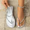 Venta Directa de Fábrica Comercio Exterior Sandalias Cómodas para Mujer 2026 Nuevo Modelo de Verano Estilo Europeo y Americano Transfronterizo Chanclas Casuales para Mujer para Uso al Aire Libre