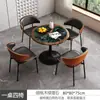 Mesa y sillas de comedor modernas minimalistas hechas a medida del fabricante original, un juego de mesa y sillas de comedor para casas pequeñas, adecuado para uso doméstico y como mesa y sillas de reunión