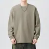 Nova camiseta de algodão de bambu de manga comprida para a estação primavera e outono para homens, corte solto, cor sólida, gola redonda, regata casual retrô estilo japonês