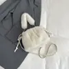 Bolsa de pelúcia retrô de cor sólida, nova coleção outono 2026, bolsa transversal moderna de cor sólida, bolsa de mão peluda única e estilosa