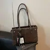 Bolsa de Mão de Alta Qualidade para Motocicleta Feminina 2026 Nova Tendência Fashionable Bolsa Tote Retrô Versátil Grande Capacidade Bolsa de Axila