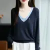 Camiseta de base de dos piezas falsas con cuello en V para mujer, Tops transfronterizos para mujer, Nuevos tejidos de punto de lana peinada de manga larga para otoño e invierno para mujer