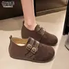 Sapatos plataforma retrô em couro genuíno com salto oculto, design de calçar, fivela dupla e estilo casual, nova coleção outono 2026