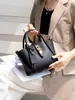 Bolso Cesta de Moda de Este Año 2025 Nuevo Bolso Cubo de Cuero Genuino Bolso de Mano Cruzado para Mujer de Verano