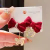 Aguja Plateada Incrustada con Diamantes, Moño de Terciopelo, Aretes Asimétricos de Poni, Lujo Ligero, Sensación de Alta Gama, Aretes con Atmósfera Dulce de Otoño e Invierno
