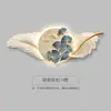 Pintura Decorativa Moderna de Lujo Ligero para Dormitorio Pintura de Pared de Cisne de Alto Nivel Pluma Tridimensional Decoración de Pared para Sala de Estar Pintura con Lámpara