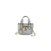 Bolso bandolera pequeño cuadrado de lujo ligero estilo coreano, nuevo modelo otoño 2026, bolso bandolera clásico único, bolso de mano de nicho, bolso de hombro de moda