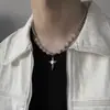 Colar Cruzado de Aço Titânio com Contas Rachadas de Gelo Masculino Hip-Hop Nicho Alto Padrão Luxo Leve Bonito Tendência Corrente de Suéter