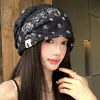 Gorro fino transpirable tie-dye vintage para mujer, sombrero tipo turbante de diseño veraniego que hace que la cara se vea más pequeña, gorro para clima frío para ponerse sin cierre