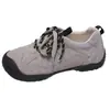Sapatos Casuais de Malha em Couro Macio para Mulheres, Novo Modelo de Verão 2026, Tênis Esportivos Vazados em Malha, Sapatos Versáteis e Respiráveis para Caminhada ao Ar Livre