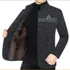 Chaqueta de hombre transfronteriza para otoño e invierno, estilo casual de negocios, cuello alto, forrada de polar, engrosada, adecuada para hombres de mediana edad, chaqueta de chenilla