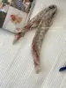 Lenço Quadrado Floral Estilo Coreano para Mulheres 2025 Novo Lenço de Cabeça de Algodão e Linho Faixa de Cabelo Gravata Lenço Decorativo Versátil Retrô Lenço de Pescoço