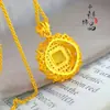 Tienda de Oro Mismo Estilo Dorado Antiguo Deslumbrante Diamante Amarillo Grande Cubo de Azúcar Colgante, Cadena para Clavícula de Diamantes Incrustados de Lujo Ligero