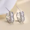 Pendientes de Moda Estilo Europeo Lujo Ligero con Circonita Incrustada en Forma de Corazón Venta Caliente Temperamento de Gama Alta Moda Súper Brillantes Corazón de Melocotón Pendientes Versátiles