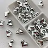 Galvanizado Plata agujero recto amor melocotón joyería cuentas sueltas perla melocotón cadena de teléfono móvil colgante de coche lazo material de cuentas