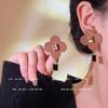 Pendientes de perlas de peluche populares de otoño e invierno para mujer, elegantes y a la moda, de alta calidad, combinables con todo, 2023, nuevas joyas para las orejas