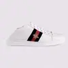 Tênis Casuais Slip-On Masculino e Feminino de Solado Plano com Bordado de Abelha Estilo Coreano para Casal g Marca Novos Sapatos Brancos Outono e Inverno 2026