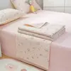 2026 Nuevo Estilo de Dibujos Animados Estilo Princesa Algodón Acolchado de Doble Capa Gasa Encaje Colcha Acolchada para Cama Individual Juego de Tres Piezas
