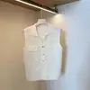 Chaleco de punto sin mangas de color liso, de cuello en V, de un solo botón, adelgazante, para el verano de 2026, simple y versátil