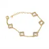 Pulseira Cruzada de Aço Inoxidável Trevo de Quatro Folhas Mais Vendida de Alto Valor, Toque de Luxo Discreto e Exclusivo, Pulseira de Aço Titânio Banhado a Ouro 18K com Diamante