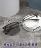 Gafas fotocromáticas anti-luz azul para miopía, monturas de medio aro estilo tech, monturas estilo ceja, monturas geniales y elegantes, gafas de miopía retro de celebridad de internet transfronteriza