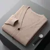 Cardigã masculino, suéter de lã liso de luxo leve para negócios, suéter casual masculino, tricô com gola V, blusa nova, peça de tricô para inverno